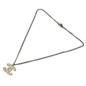 CHANEL Coco - Silver Cream Hardware Necklace